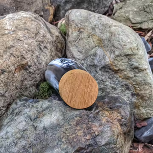 Vasos de chupito de cuerno ecológicos hechos a medida con grabado de motivos vikingos y tapa para reventa por MULTI CRAFT - Product Image 4