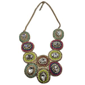 Collier en résine de haute qualité, perles en résine aux tons terreux, fabriqué par HANNAN HANDICRAFT en Inde. - Product Image 1