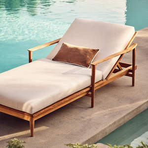 Tumbona de Madera de Teca Acolchada para Exteriores, Reclinable, Estilo Moderno de Mediados de Siglo, con Respaldo y Patas Cónicas - Product Image 6