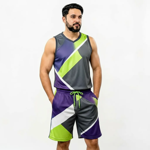 Conjunto de camiseta sin mangas y pantalones cortos con estampado geométrico para hombre, cuello en V, de secado rápido, tejido de poliéster, estilo deportivo, para verano. - Product Image 1
