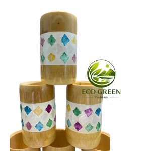 Tasse décorative en bambou naturel peinte à la main avec des motifs de lanternes de Hoi An pour les magasins de souvenirs, les cadeaux, la décoration intérieure et la vente au détail - Product Image 2