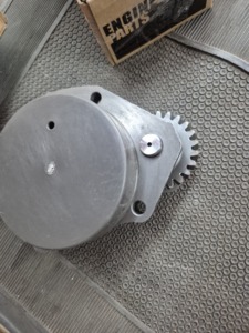 Bomba de Aceite de Motor de Alta Calidad, Duradera y de Rendimiento Eficiente - Product Image 3