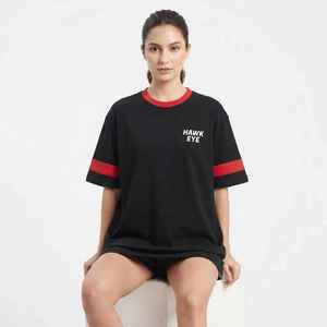 T-shirt ample noir pour femme avec bordure rouge, logo personnalisé, manches courtes, col rond, décontracté, été, 100% coton jersey - Product Image 4