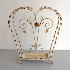 Porte-parapluie vintage blanc avec motif floral, parfait pour les halls d'hôtel, les cafés et la décoration intérieure, vente en gros depuis l'Inde - Product Image 1