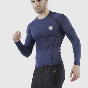 Camiseta de manga larga negra de doble capa de alta calidad y estilo moderno para hombre, con hombros caídos y tejido grueso. - Product Image 1