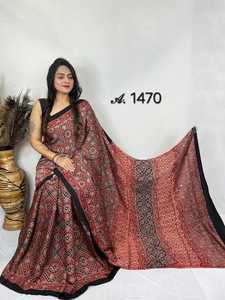 ผ้าไหมโมดอลพิมพ์ลายอาจราคห์ทำมือ ย้อมสีธรรมชาติจากพืช ลายบล็อกแบบดั้งเดิม ผ้าไหมเนื้อหนาสำหรับสุภาพสตรี - Product Image 2