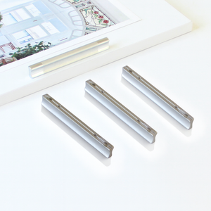 Poignée de meuble minimaliste contemporaine en zinc brossé, tirette de tiroir moderne, installation facile pour cuisine, chambre, salle de bain - Product Image 2