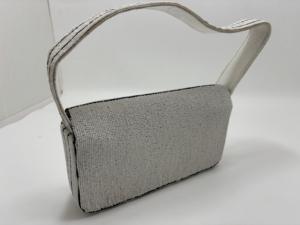 Sac à bandoulière brodé à la main Conifer, sac de soirée artisanal pour femme, capacité jusqu'à 1L, fermeture à rabat, doublure en polyester - Product Image 3