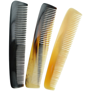 Peigne en corne pour usage domestique et professionnel – Peigne classique et tendance avec boîte – Artisanat naturel classique pour hommes et femmes - Product Image 5