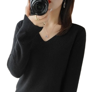 เสื้อสเวตเตอร์ผ้าฝ้ายออร์แกนิกของผู้หญิงเสื้อมีฮู้ดแบบถักระบายอากาศได้ดี - Product Image 2