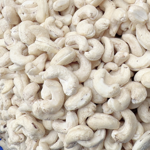 Noix de cajou Santigo A180 A210 du Vietnam, brutes, en coque, en vrac, prêtes à être expédiées, à bas prix, faible MOQ - Product Image 1