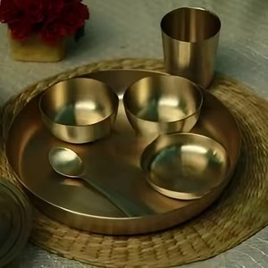Service de table en laiton personnalisé, vaisselle indienne Thali, fabrication artisanale, vaisselle traditionnelle en gros pour hôtel, restaurant, maison, restauration - Product Image 3