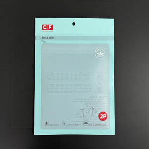 Laminated Film Garment Bag <b>Designed</b> for Secure Apparel <b>Packaging</b> with Durable Structure <b>and</b> Clean Appearance - Product Image 2