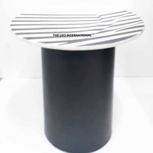 โต๊ะข้างสไตล์โมเดิร์น ลายขาวดำ ดีไซน์ทำมือไม่ซ้ำใคร ปรับแต่งได้ เฟอร์นิเจอร์เสริมสำหรับห้องนั่งเล่น - Product Image 4