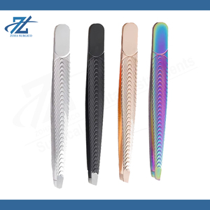 Nouvelle Arrivée Pince à Épiler Professionnelle en Acier Inoxydable à Pointe Inclinée, Poignées Antidérapantes, Design Moderne et Personnalisé pour Barbe - Product Image 5