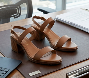 Sandales d'été pour femme en cuir véritable, à bout ouvert, à bride cheville, à talon carré, montantes, légères (marron) - Product Image 1