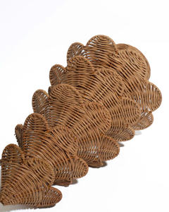 Escultura de Pino en Capas de Ratán, Decoración Sostenible de Fibra Natural para un Estilo Duradero Todo el Año - Product Image 2