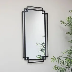 Grand miroir mural en métal doré alliant les styles vintage et modernes pour une décoration élégante de l'entrée et du salon - Product Image 4