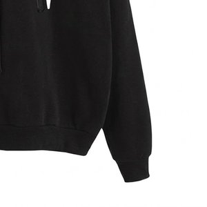 Sweat-shirt à capuche noir pour femme, personnalisé avec logo, manches longues, couleur unie, en coton tricoté avec poches, style décontracté pour l'automne, vente en gros - Product Image 6