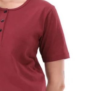 เสื้อเชิ้ตแขนสั้นสีแดงเบอร์กันดีสำหรับผู้หญิง เสื้อยืดคอกลมติดกระดุมด้านหน้า ทรงหลวม สวมใส่สบาย เหมาะสำหรับทุกวัน เสื้อผ้าแฟชั่นผู้หญิง - Product Image 3