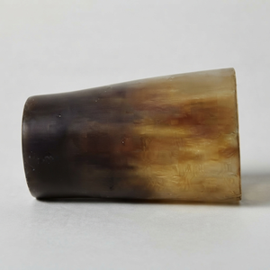 Vaso de Cuerno de Búfalo Ecológico Hecho a Mano con Diseño Rústico Natural de REHMAN CRAFT - Product Image 5