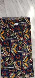 Nom du produit : Tissu en crêpe imprimé taille unique – Matière légère et douce pour robes, kurtis et vêtements de nuit - Product Image 2