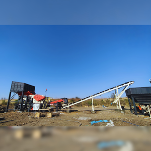 Concasseur à mâchoires monté sur roues HW130 Haute efficacité pour le concassage et le criblage mobiles dans l'exploitation minière et la construction en provenance d'Inde - Product Image 2