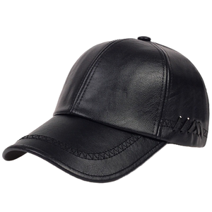 Casquette de baseball en cuir PU noir, 6 panneaux, réglable, unisexe, décontractée, couleur unie, logo sur le pan droit - Product Image 1