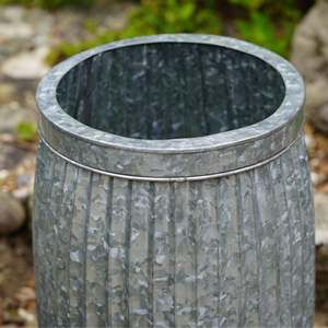 Macetas Redondas de Metal de Alta Demanda y Venta Caliente con Asas de Hierro, Macetas Decorativas para Jardín, Uso en Exteriores, Acabado Gris - Product Image 3