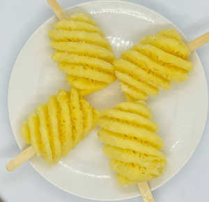 Suministro Global de Segmentos de Piña Congelados al Vacío a Granel para Uso en Restaurantes, Vietnam - Product Image 1