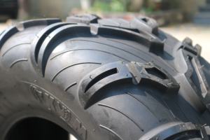 Neumático Todoterreno KA404 para Lodo, Agarre Extremo, Patrón Autolimpiante para Caminos de Arena y Todoterreno - Product Image 3