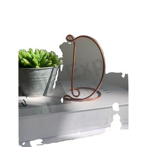 Support métallique de décoration d'alphabet unique pour la décoration intérieure pour les occasions de Diwali et de retraite - Product Image 1