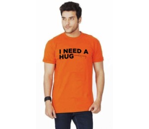 เสื้อยืดแขนสั้นสีขาวสำหรับผู้ชาย ลายพิมพ์ I Need A Hug ทรงลำลอง คอกลม ทรงปกติ ผ้าเจอร์ซีย์คอตตอน 100% - Product Image 2