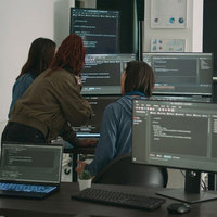 Uzman Tam Yığın Kodlama Web Sitesi Geliştirme Hizmeti Entegre Web Çözümleri Platformu Özel Kodlama Hizmeti