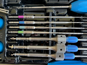 Instruments chirurgicaux médicaux Spine Instinct Java System Hook Implant Tray Container Instruments chirurgicaux en acier inoxydable CE IS - Product Image 6
