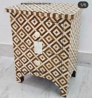 Table de chevet moderne en nacre avec incrustation florale rose, meuble de salon, artisanat indien de qualité