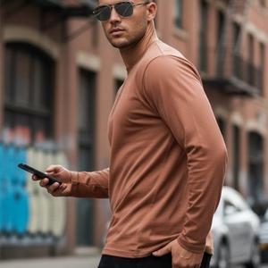 T-shirt en laine mérinos à col rond pour homme, décontracté, personnalisé, collection Printemps-Automne, de Solar Wool Factory - Product Image 5