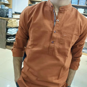 Camisa de Hombre, Corte Slim Fit, Color Marrón Sólido, 100% Algodón, Estilo Casual de Verano, Cuello Mao Recto, Kurta para la Temporada de Verano - Product Image 3