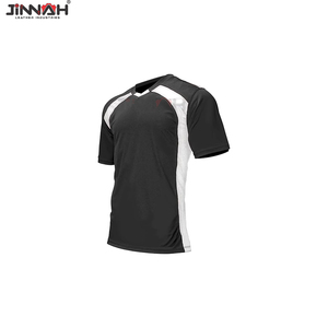 Camiseta de Fútbol Sublimada de Invierno Unisex con Logotipo Personalizado OEM/ODM, Profesional, de Alta Calidad, 100% Poliéster, Transpirable, Cuello en V - Product Image 2