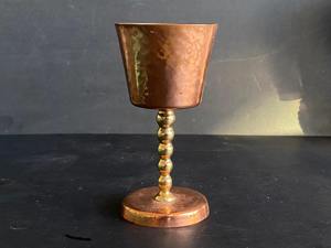 Copa de Vino Vintage de Cobre, Apta para Servir Vino, Cócteles, Mocktails y Jugos, para el Hogar, Bar y Mesa de Comedor, Uso en Fiestas - Product Image 4