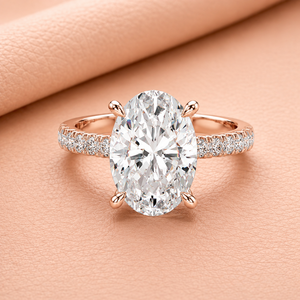 Ensemble de bagues de fiançailles classiques pour femmes, en moissanite fine, taille ovale, or rose, élégant et classique - Product Image 1