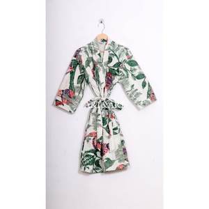 Bata Kimono Acolchada Kantha Vintage Larga con Estampado Floral, Hecha a Mano, 100% Algodón Orgánico, Estilo Indio, Ecológica, para Mujer y Niña, Verano/Invierno - Product Image 6