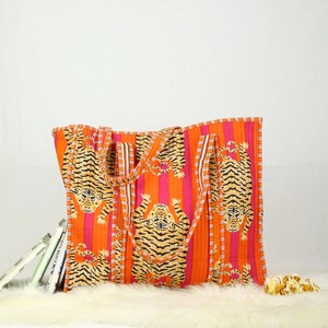Sac fourre-tout matelassé en coton à imprimé tigre fait main |   Sac de marché écologique - Product Image 4