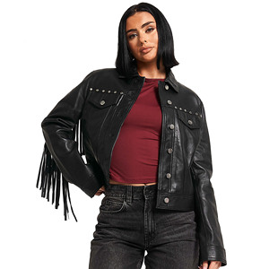 Chaqueta de cuero de piel de cordero con flecos para mujer, estilo motero, corta, a prueba de viento, color negro premium. Muestra y personalización disponibles. - Product Image 3