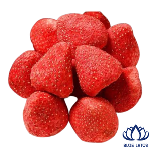 สินค้าขายดี |   สตรอว์เบอร์รีอบแห้งแบบแช่แข็ง หั่นเป็นชิ้น ผลไม้ทั้งลูก สำหรับทำขนมหวาน เครื่องดื่ม จากบลูโลตัส - Product Image 3