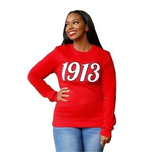 Sweat-shirt à col rond en chenille avec logo frontal 1913, noir, en molleton premium 100% coton, vêtement de sororité grec DST Delta, haut décontracté d'hiver - Product Image 5