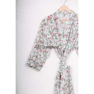 Camiseta de Mujer Hecha a Mano, 100% Algodón, Tejida, con Estampado Floral, Cuello en V, Cierre con Cordón, Manga Tres Cuartos, Transpirable - Product Image 5