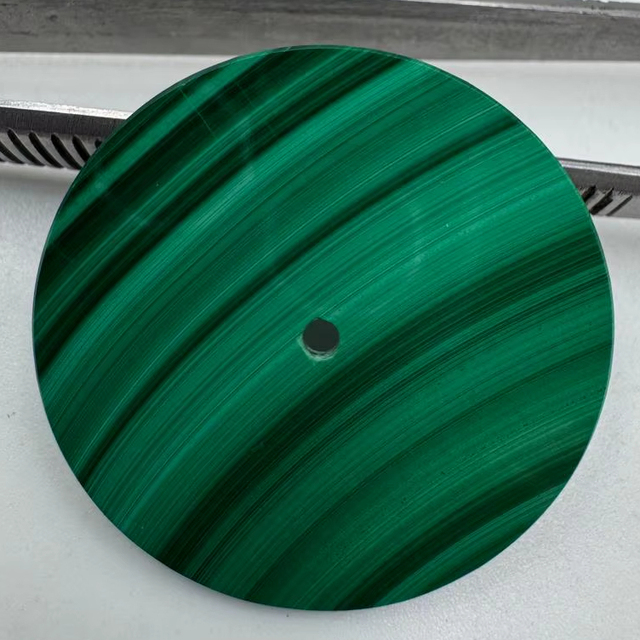Natural Malachite Stone Watch Dial 28.5mm Green Gemstone Face 1.50mm Thick Classic Elegant Vintage Luxury NH35 Automatic