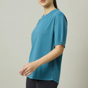 เสื้อยืดคอกลมผู้หญิง สีเขียวอมฟ้า ผ้าฝ้าย 100% ทรงปกติ แขนสั้น สไตล์ลำลอง แห้งเร็ว เป็นมิตรกับสิ่งแวดล้อม ยับยาก เหมาะสำหรับฤดูใบไม้ผลิ - Product Image 5