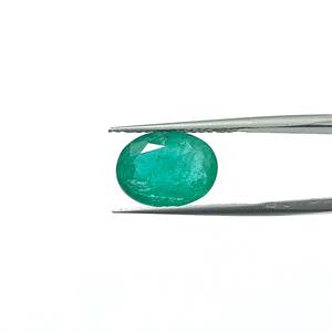 มรกตสีเขียวรูปไข่ 4.85 กะรัต จากแซมเบีย แผนภูมิพลอยราตติ 5.25 - Product Image 4